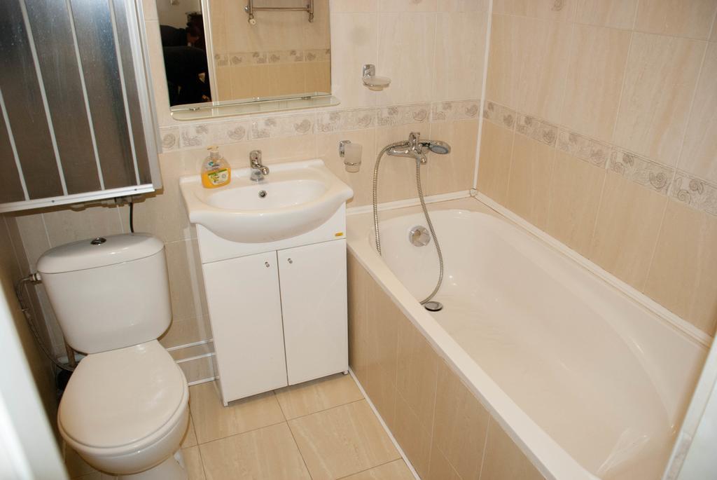 לבוב Apartment On Akademika Lazarenka 48A מראה חיצוני תמונה
