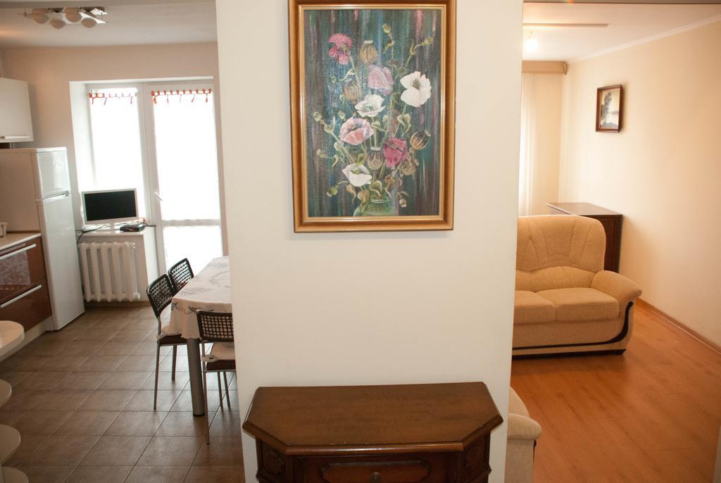 לבוב Apartment On Akademika Lazarenka 48A מראה חיצוני תמונה